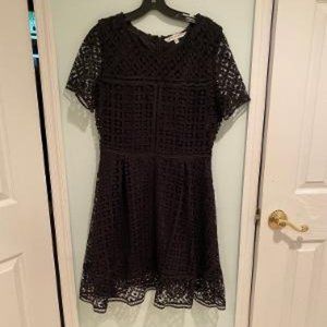 Cupcakes & Cashmere Women's Size 10 Black Dress